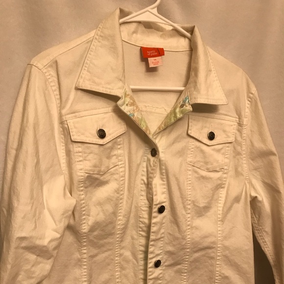 White denim jacket - Picture 1 of 3